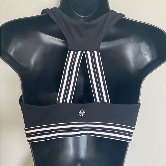 Athleta Woman’s Black and White Striped Athletic Work Out sports bra Size M - Picture 2 of 4